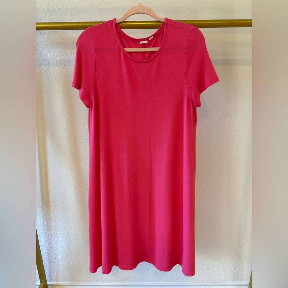 GAP Women’s hot pink soft and stretchy sun dress large